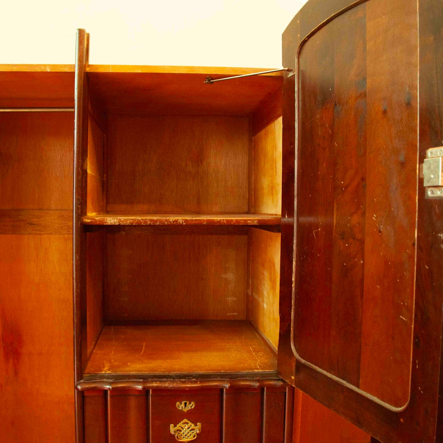 Ball & Claw Wardrobe