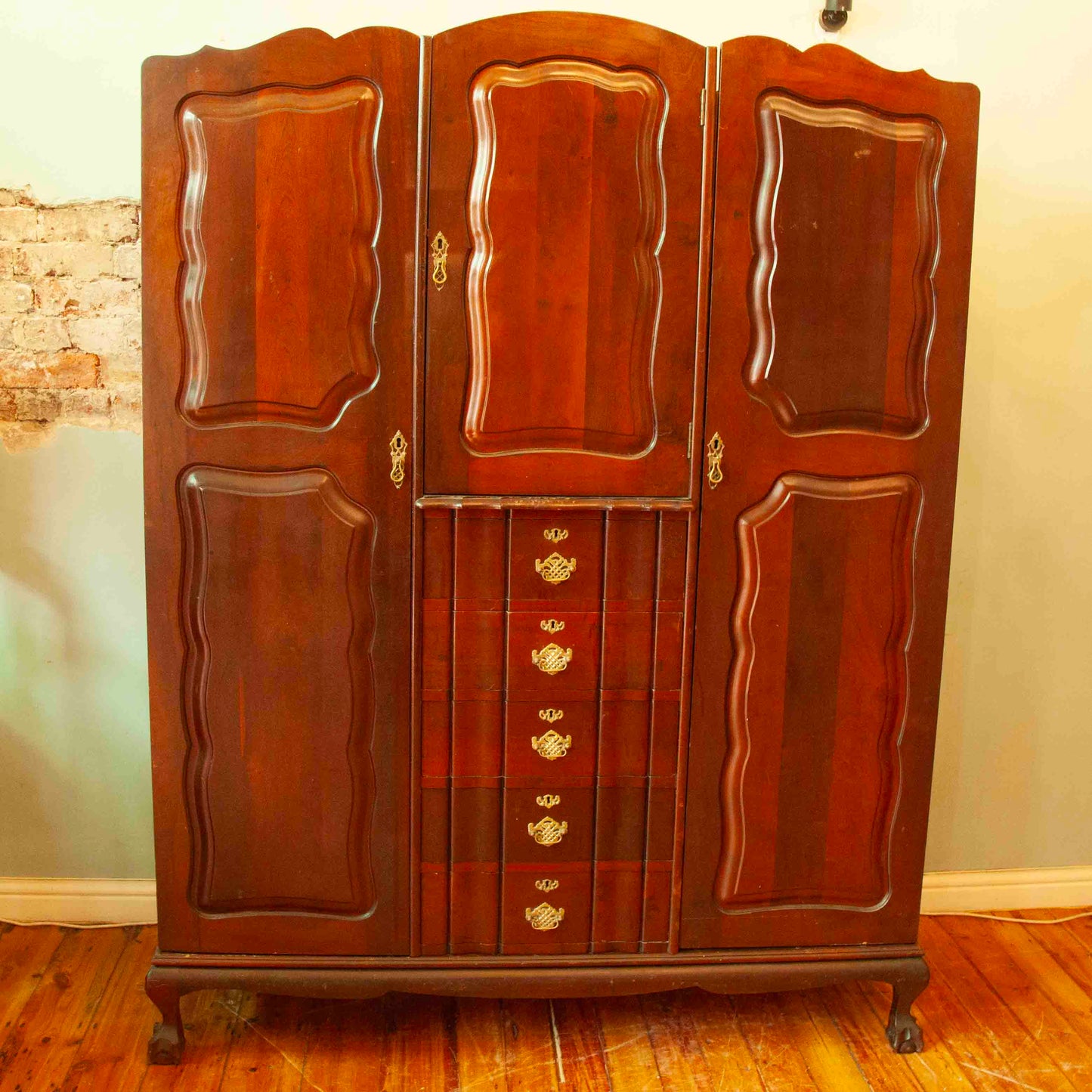 Ball & Claw Wardrobe