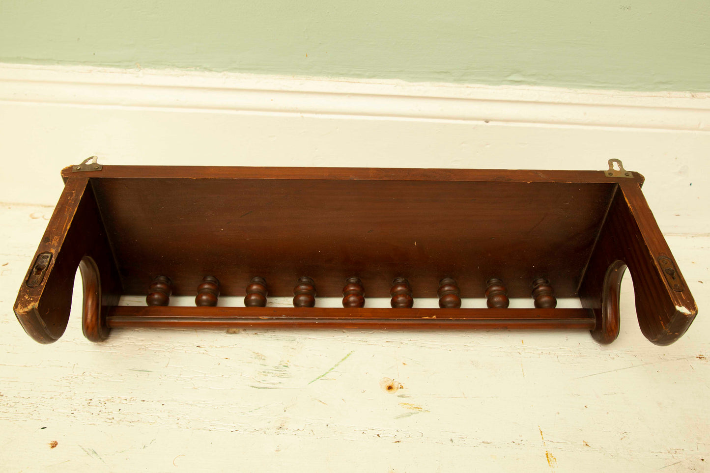Wall sconce