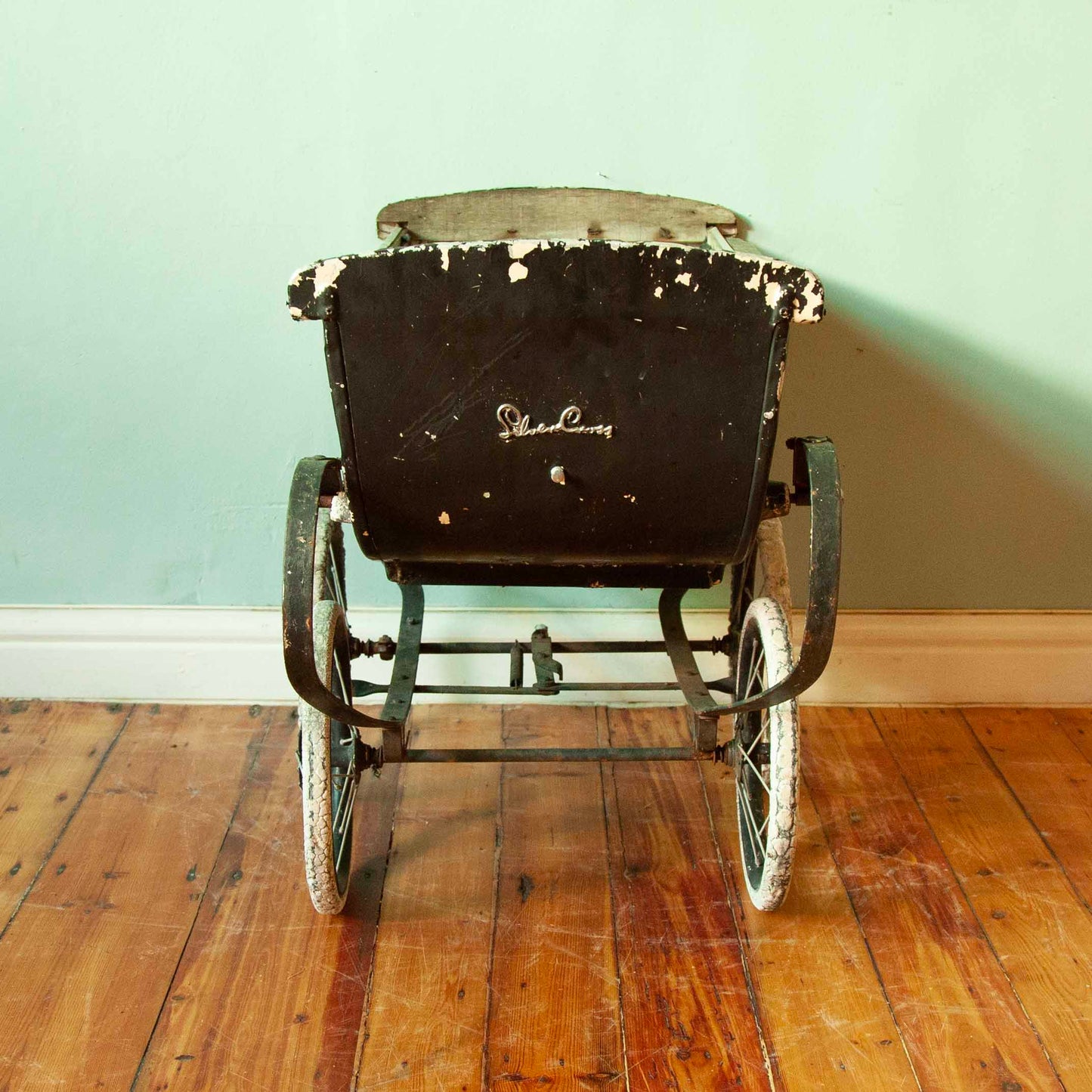 Pram / Planter