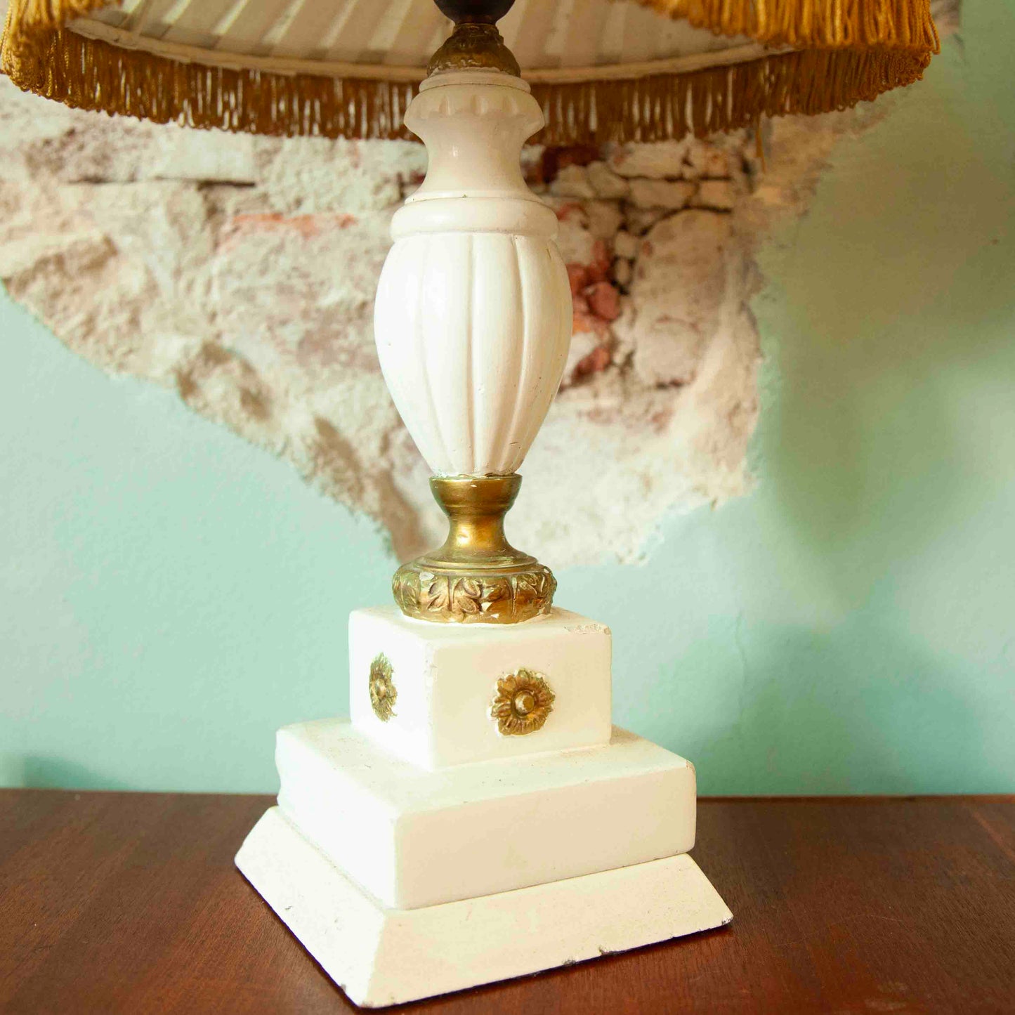 Pair bedside lamps