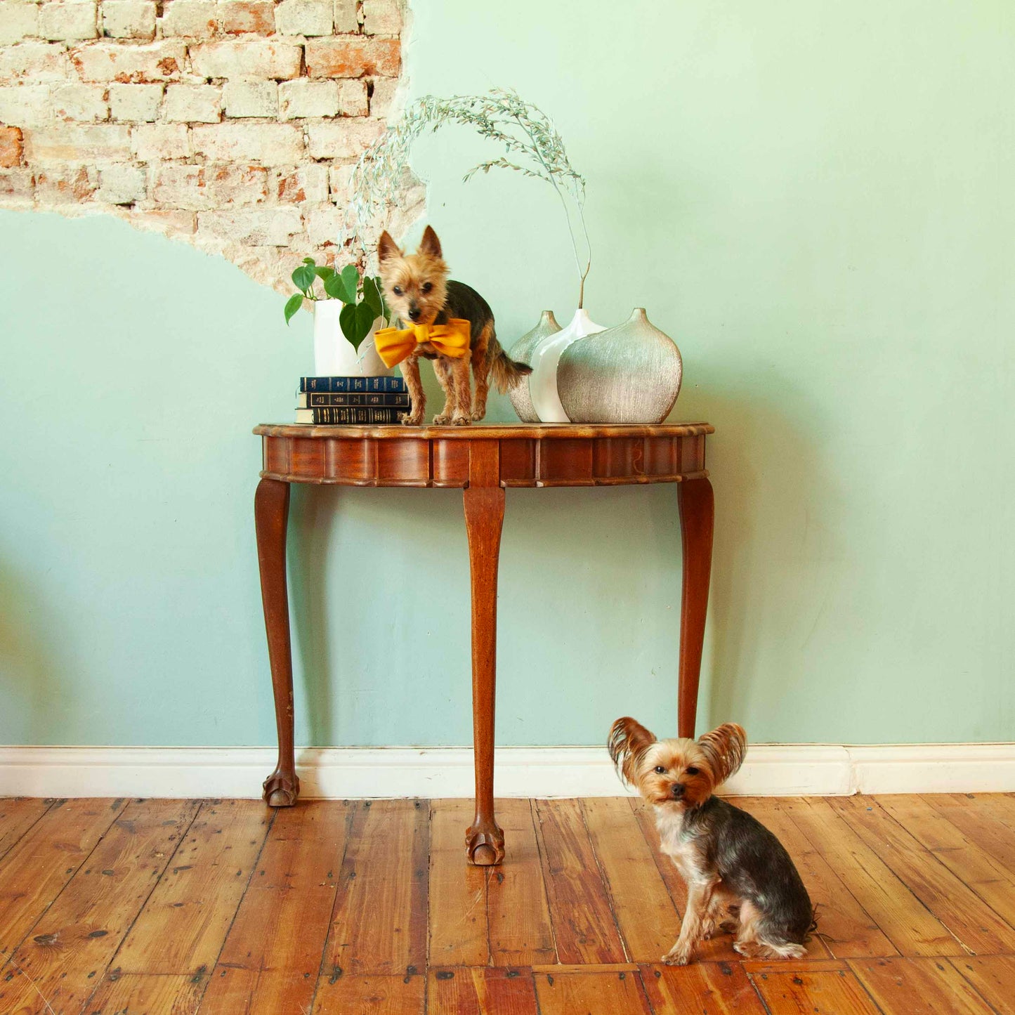 Half moon table