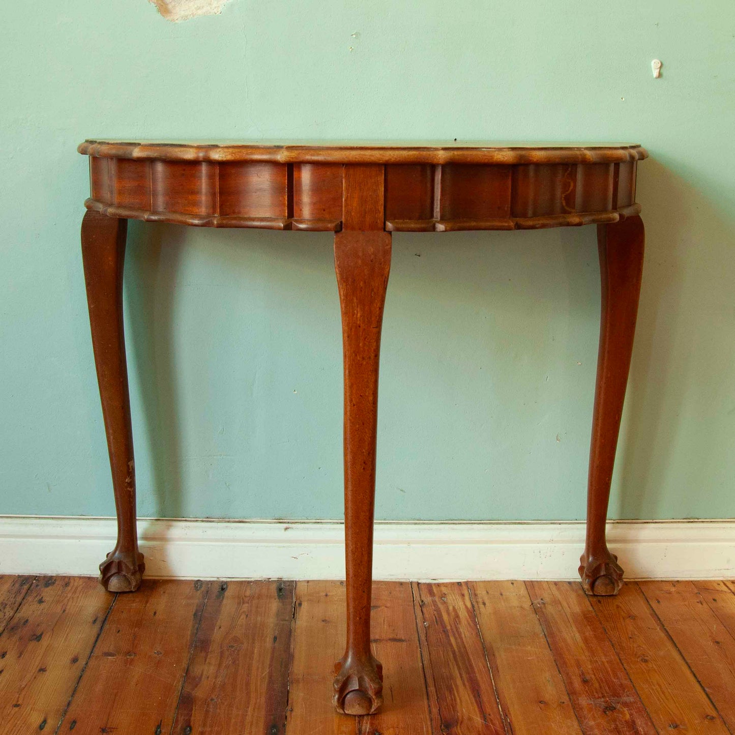 Half moon table