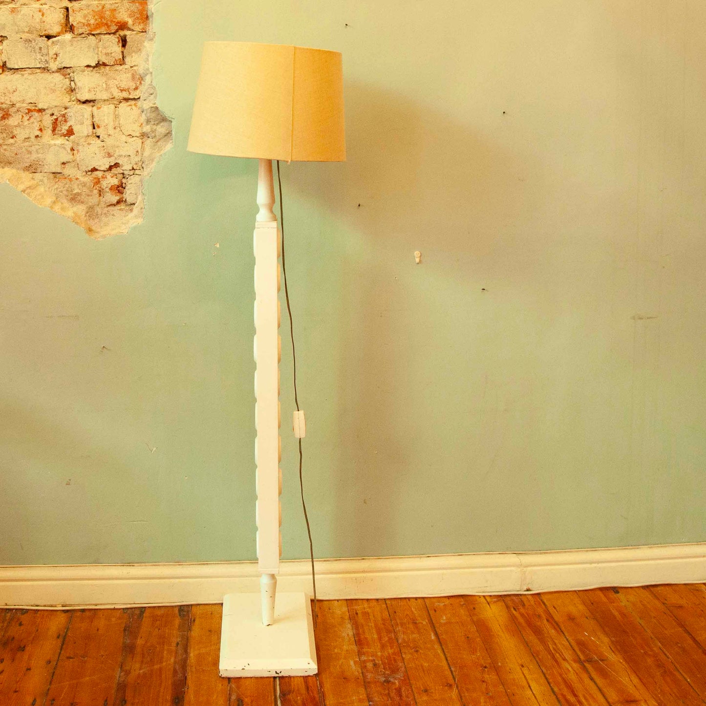 White Standing Lamp